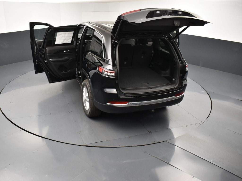 2026 Jeep Grand Cherokee GRAND CHEROKEE LAREDO X 4X2