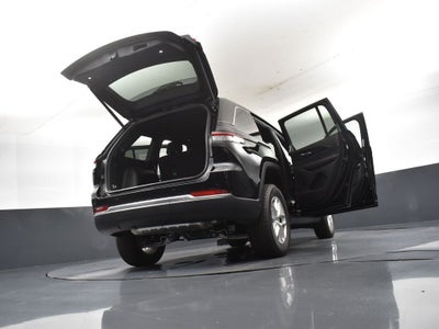 2026 Jeep Grand Cherokee GRAND CHEROKEE LAREDO X 4X2