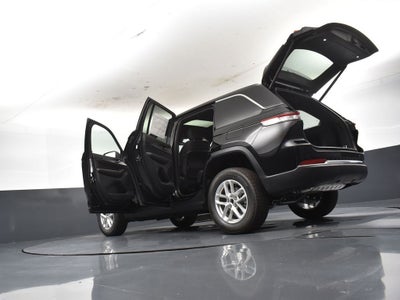 2026 Jeep Grand Cherokee GRAND CHEROKEE LAREDO X 4X2