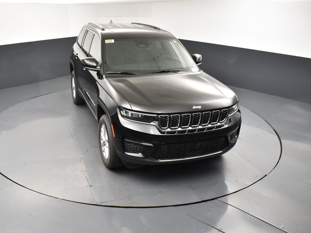 2026 Jeep Grand Cherokee GRAND CHEROKEE LAREDO X 4X2