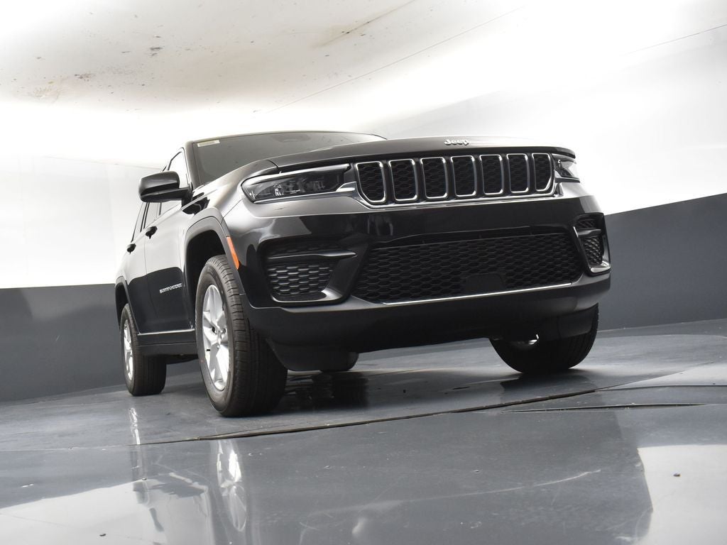 2026 Jeep Grand Cherokee GRAND CHEROKEE LAREDO X 4X2