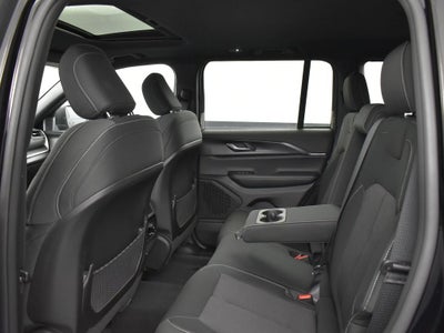 2026 Jeep Grand Cherokee GRAND CHEROKEE LAREDO X 4X2