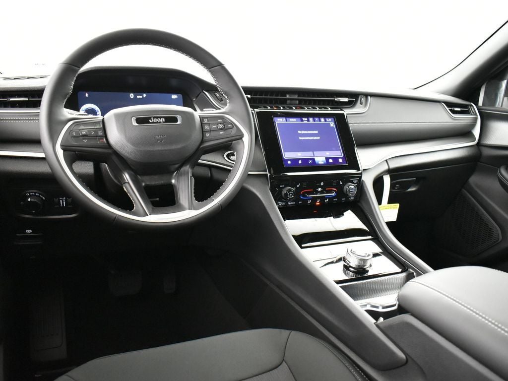 2026 Jeep Grand Cherokee GRAND CHEROKEE LAREDO X 4X2