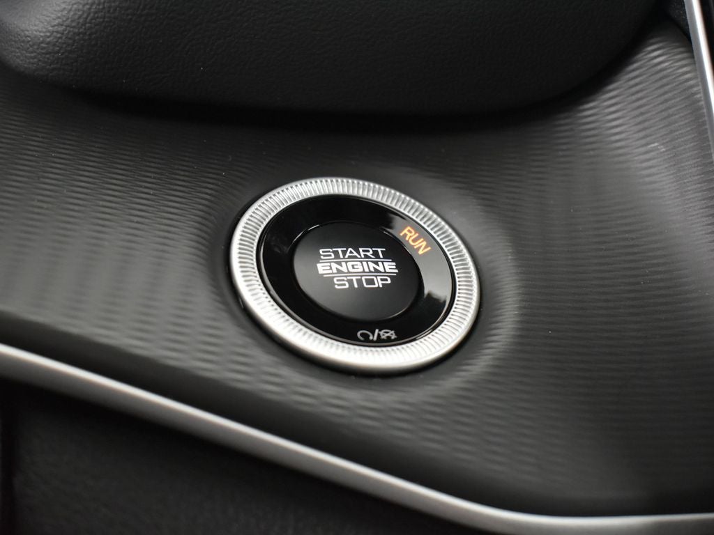 2026 Jeep Grand Cherokee GRAND CHEROKEE LAREDO X 4X2