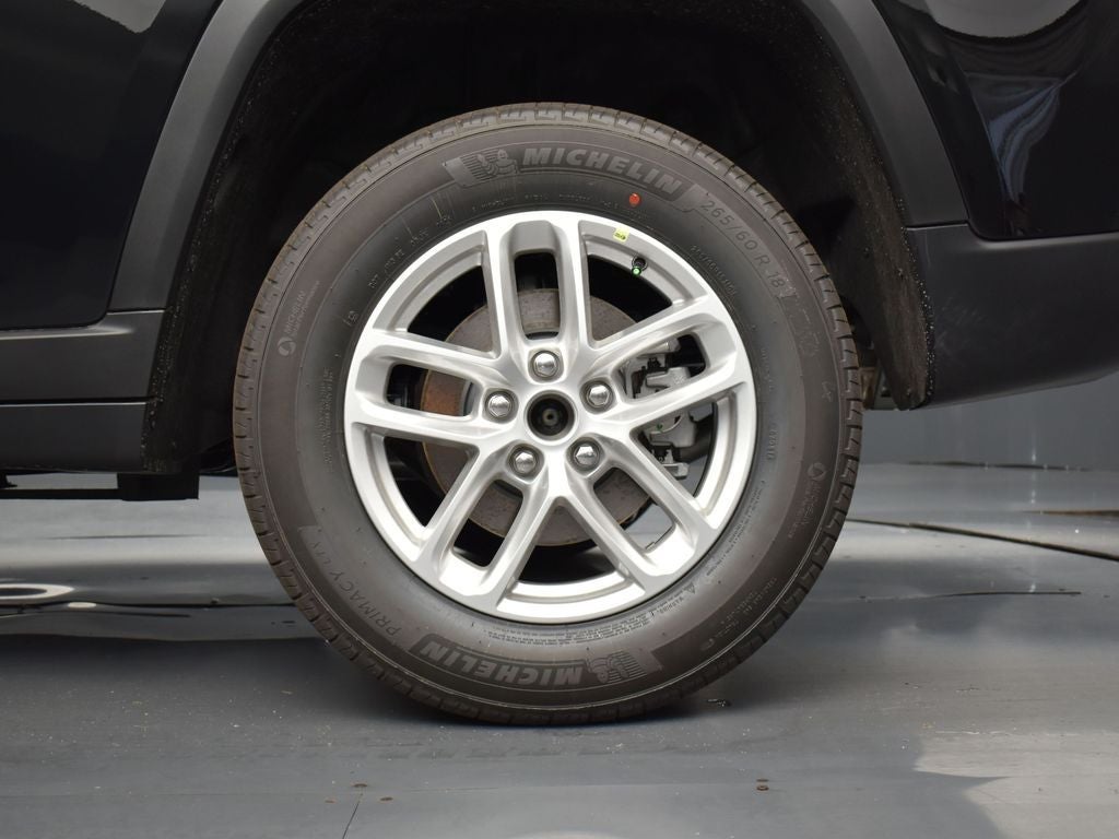 2026 Jeep Grand Cherokee GRAND CHEROKEE LAREDO X 4X2