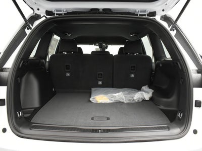 2026 Jeep Grand Cherokee GRAND CHEROKEE LAREDO 4X2