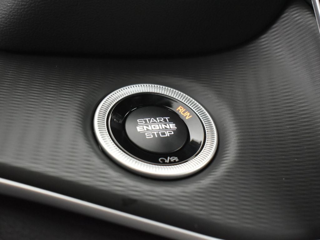 2026 Jeep Grand Cherokee GRAND CHEROKEE LAREDO 4X2