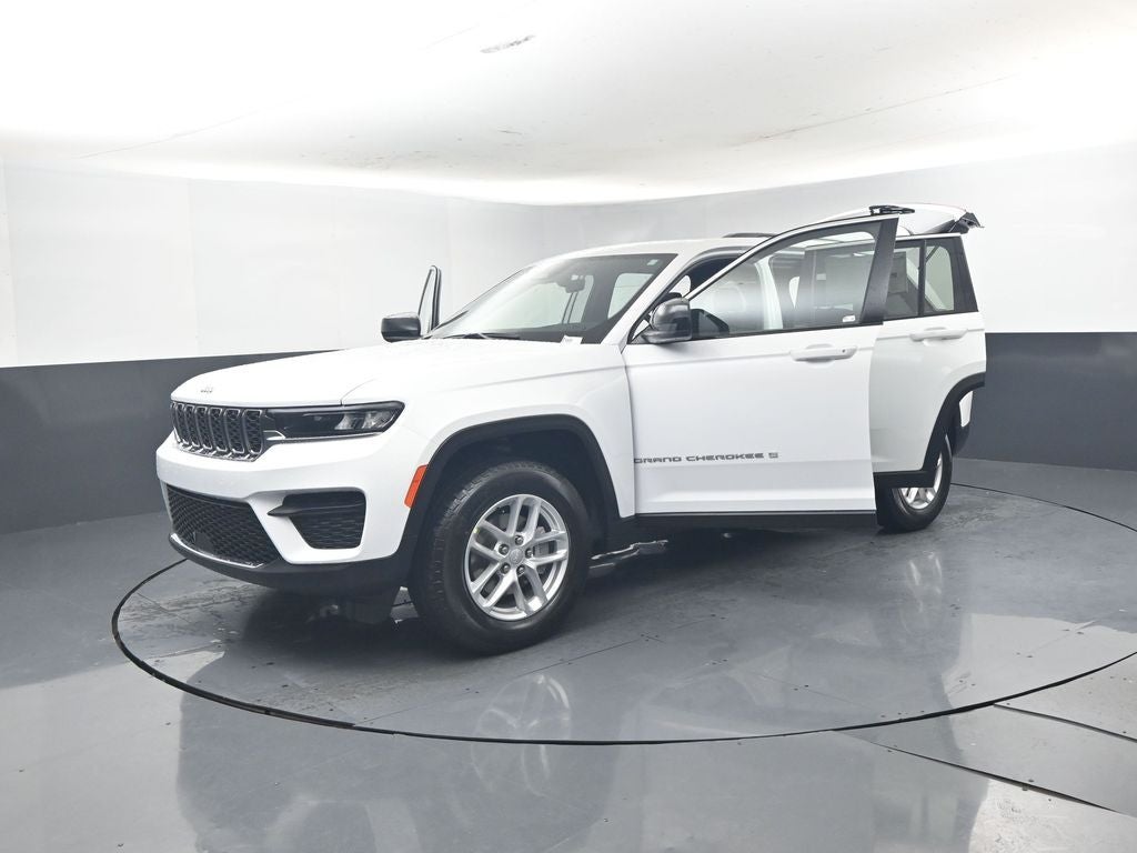 2026 Jeep Grand Cherokee GRAND CHEROKEE LAREDO 4X2