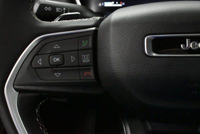 2027 Jeep Grand Cherokee GRAND CHEROKEE LAREDO 4X2