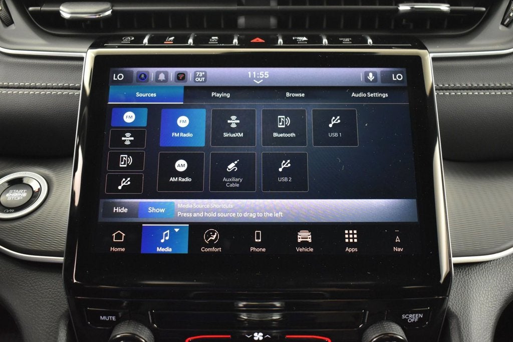 2027 Jeep Grand Cherokee GRAND CHEROKEE LAREDO 4X2