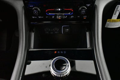 2027 Jeep Grand Cherokee GRAND CHEROKEE LAREDO 4X2