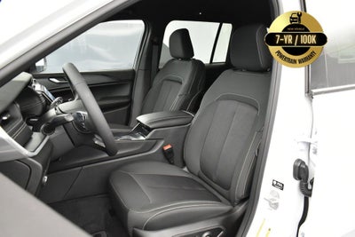 2027 Jeep Grand Cherokee GRAND CHEROKEE LAREDO 4X2