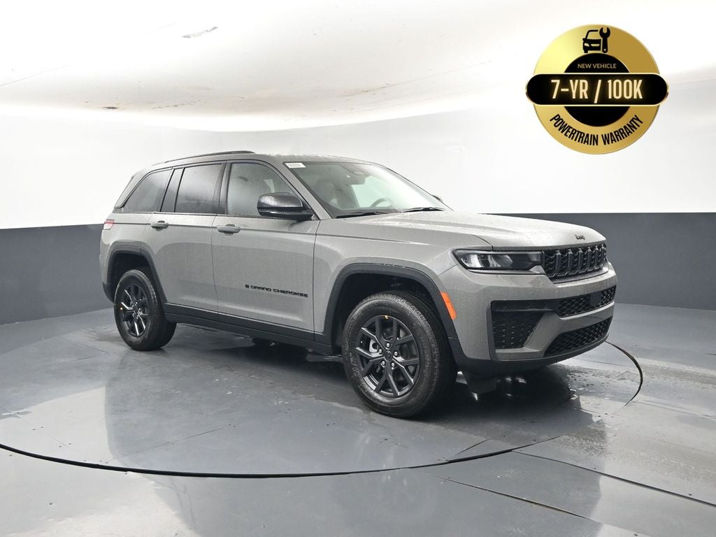 2027 Jeep Grand Cherokee Laredo Altitude
