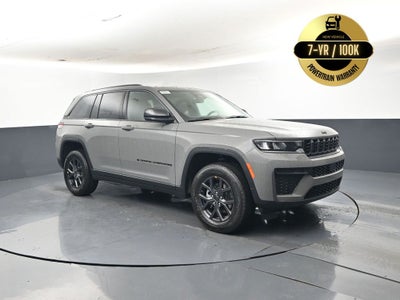 2027 Jeep Grand Cherokee Laredo Altitude