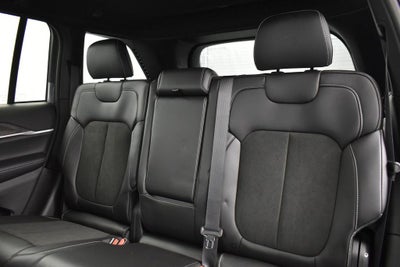 2027 Jeep Grand Cherokee Laredo Altitude