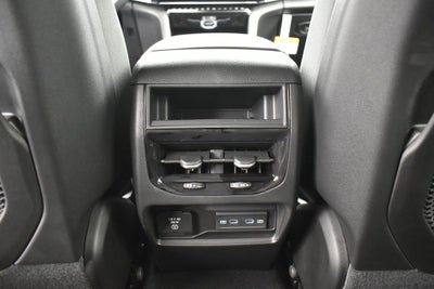 2027 Jeep Grand Cherokee Laredo Altitude