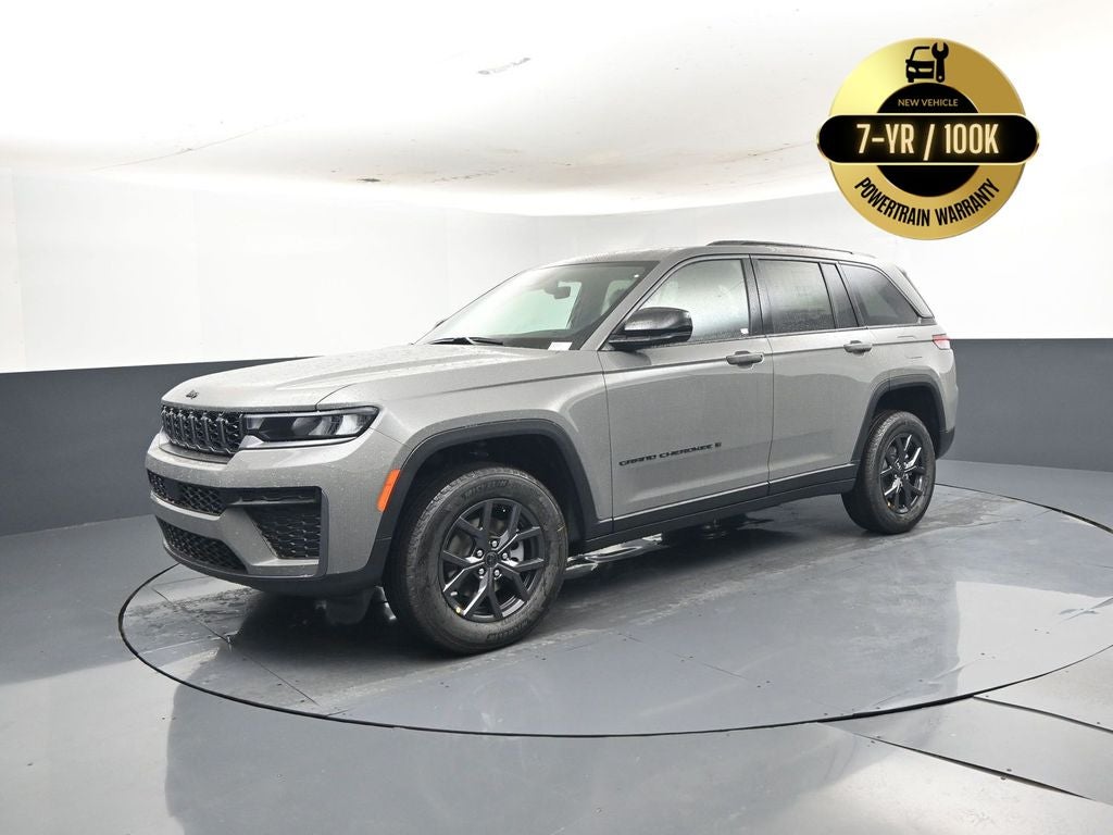 2027 Jeep Grand Cherokee Laredo Altitude