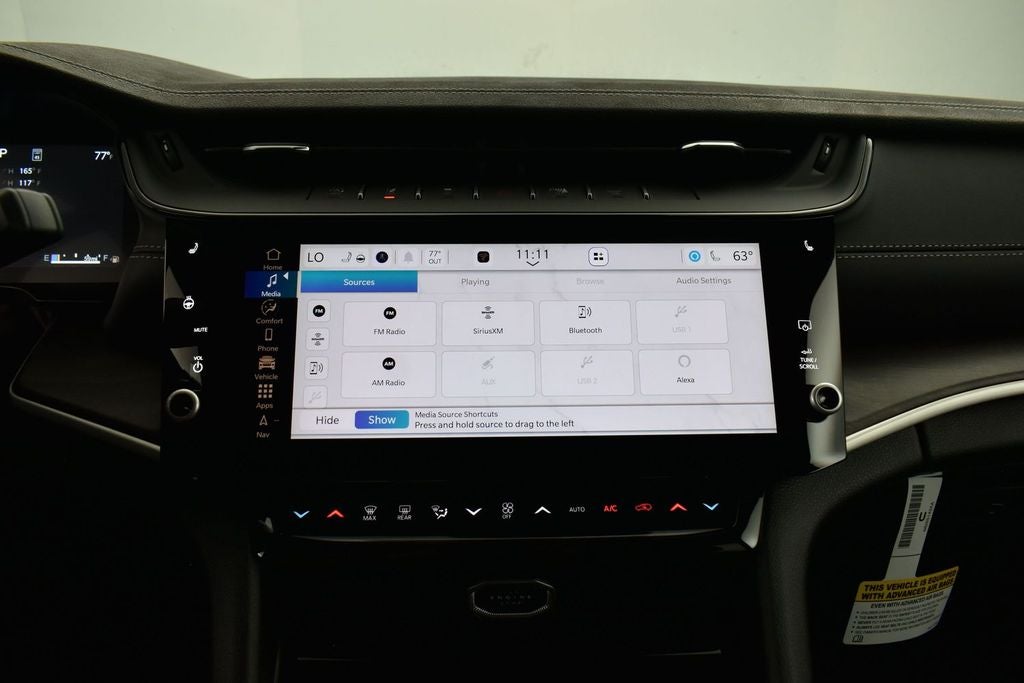 2027 Jeep Grand Cherokee Laredo Altitude