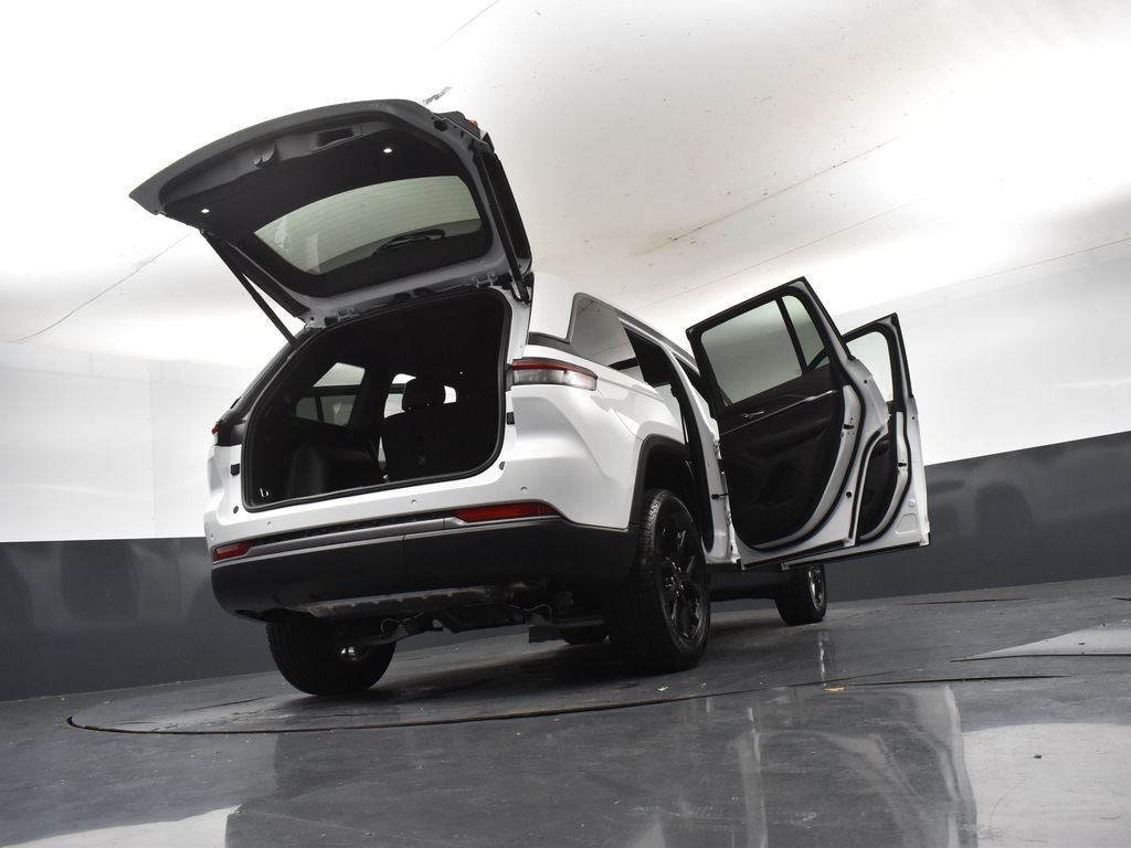 2026 Jeep Grand Cherokee GRAND CHEROKEE LAREDO ALTITUDE 4X2