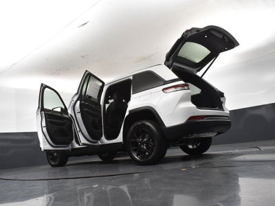 2026 Jeep Grand Cherokee GRAND CHEROKEE LAREDO ALTITUDE 4X2