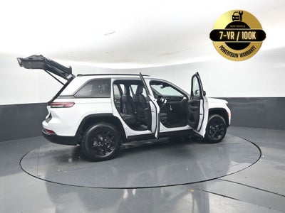 2026 Jeep Grand Cherokee GRAND CHEROKEE LAREDO ALTITUDE 4X2