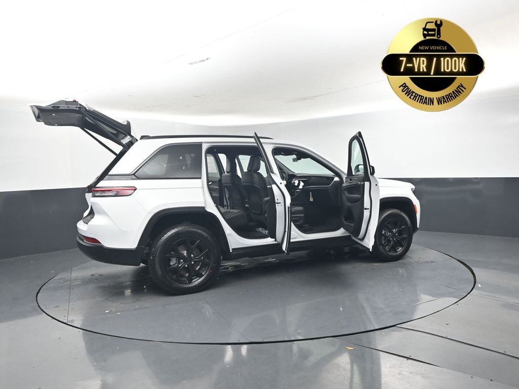 2026 Jeep Grand Cherokee GRAND CHEROKEE LAREDO ALTITUDE 4X2