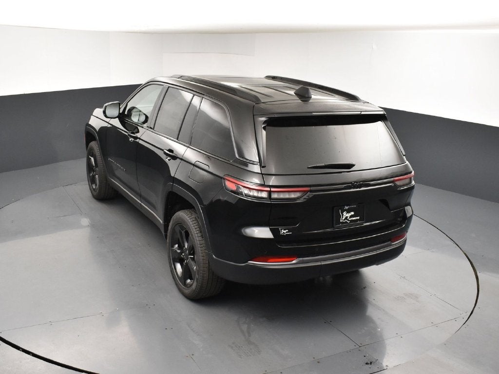 2027 Jeep Grand Cherokee GRAND CHEROKEE LIMITED 4X2