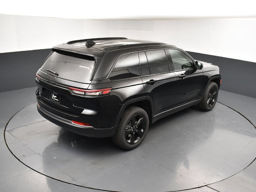 2027 Jeep Grand Cherokee GRAND CHEROKEE LIMITED 4X2