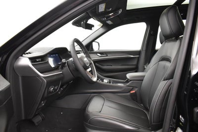 2027 Jeep Grand Cherokee GRAND CHEROKEE LIMITED 4X2