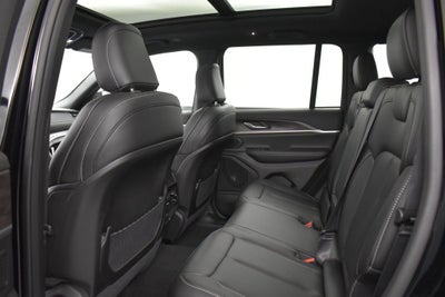 2027 Jeep Grand Cherokee GRAND CHEROKEE LIMITED 4X2