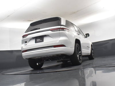 2027 Jeep Grand Cherokee Limited Reserve