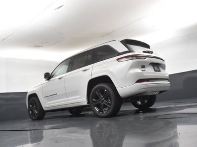 2027 Jeep Grand Cherokee Limited Reserve