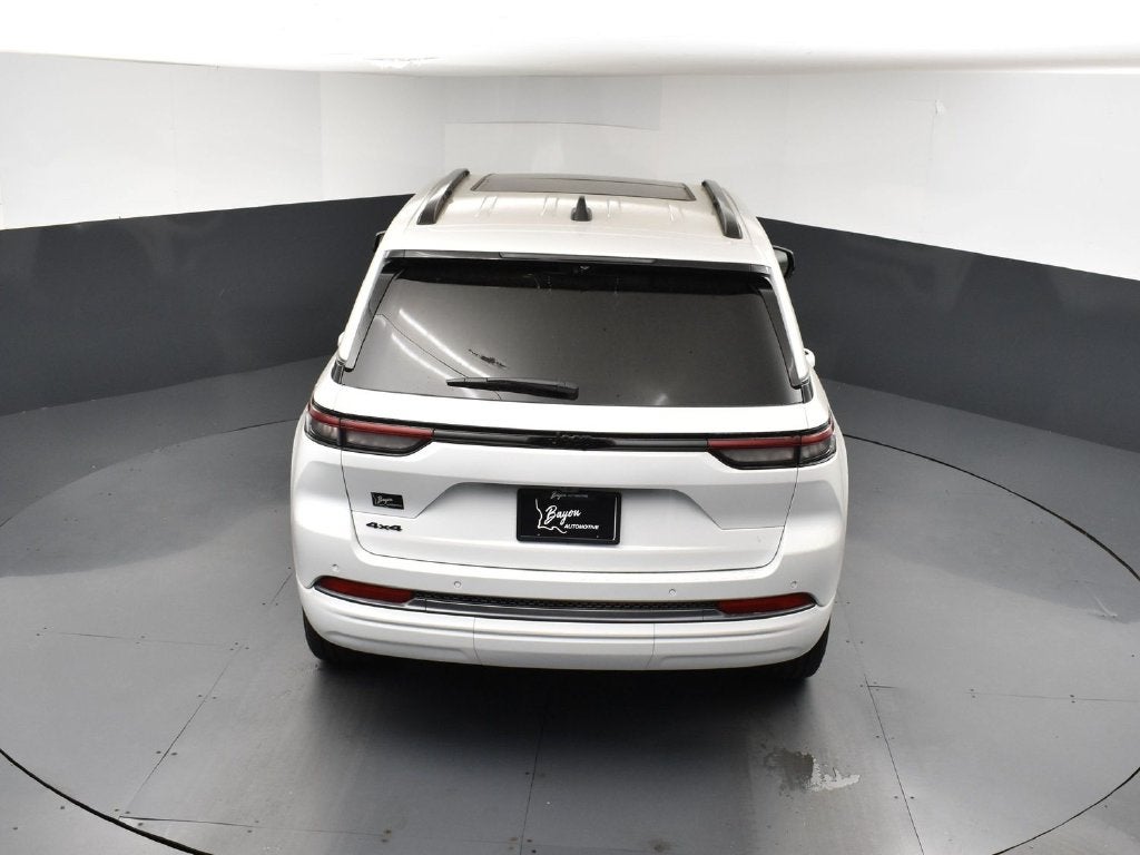 2027 Jeep Grand Cherokee Limited Reserve