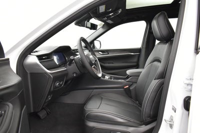 2027 Jeep Grand Cherokee Limited Reserve