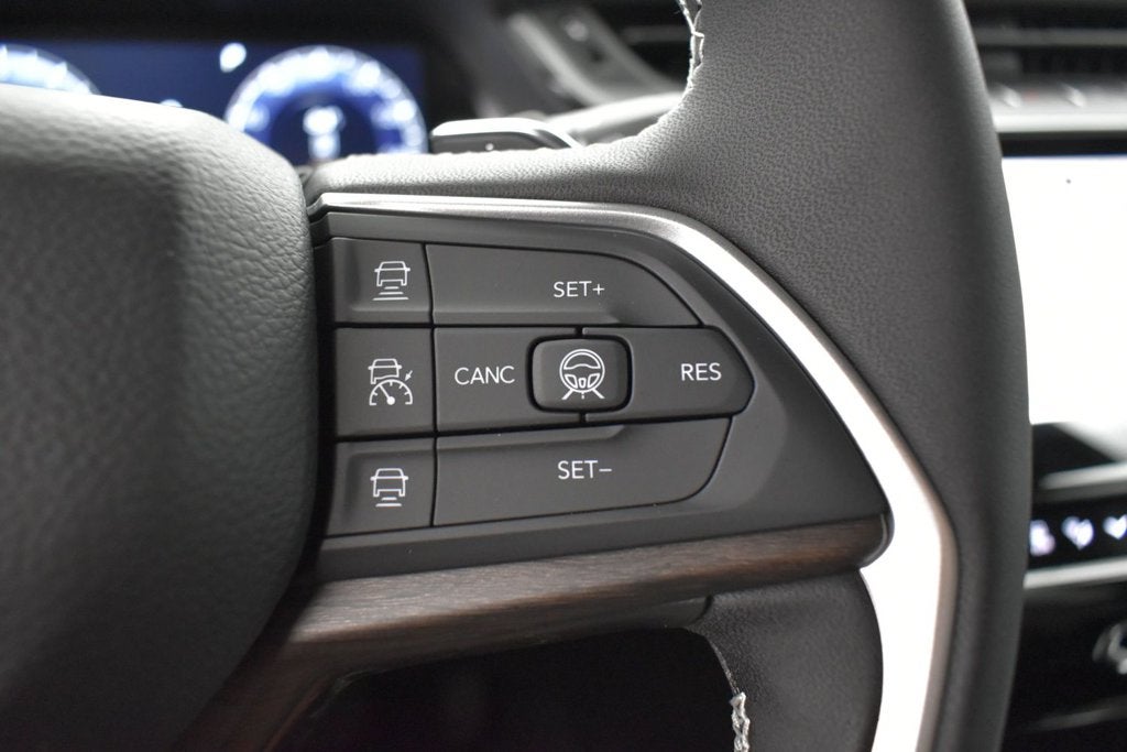 2027 Jeep Grand Cherokee Limited Reserve
