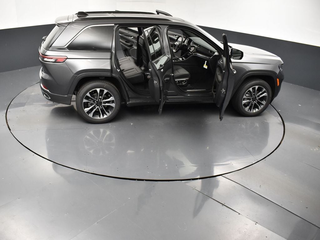 2025 Jeep Grand Cherokee GRAND CHEROKEE OVERLAND 4X4