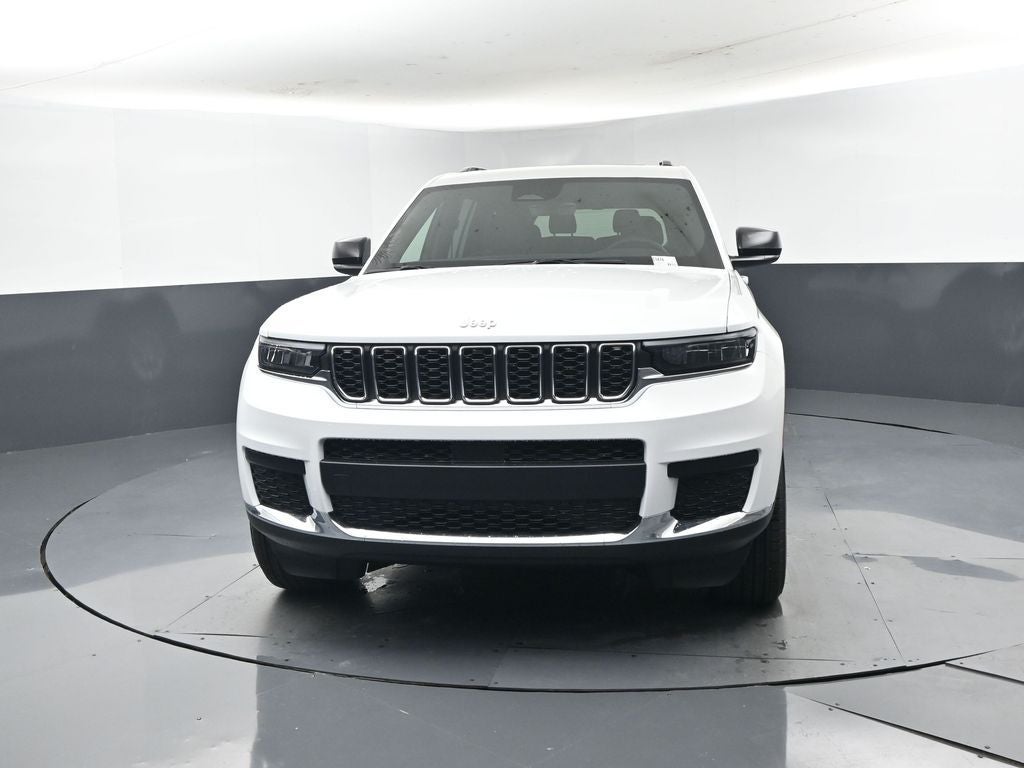2025 Jeep Grand Cherokee GRAND CHEROKEE L LAREDO X 4X2
