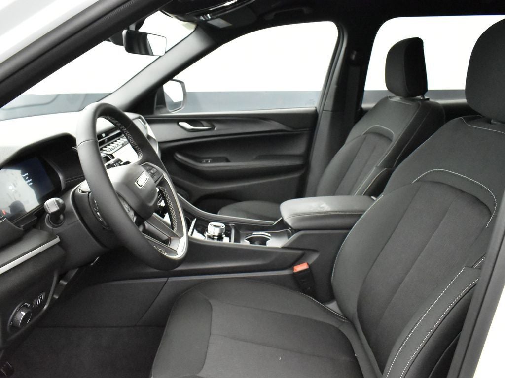 2026 Jeep Grand Cherokee GRAND CHEROKEE L LAREDO 4X2