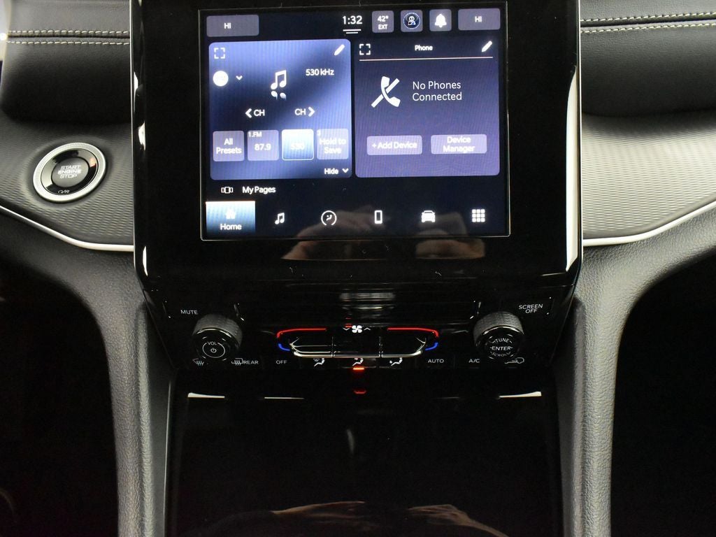 2026 Jeep Grand Cherokee GRAND CHEROKEE L LAREDO 4X2