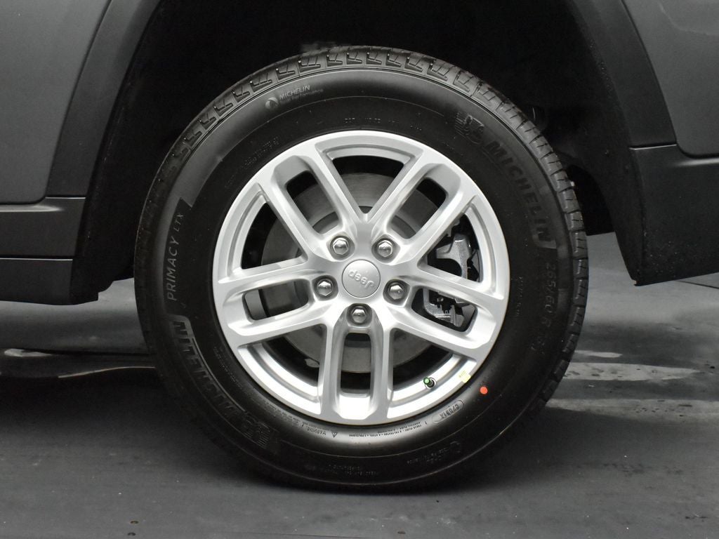 2026 Jeep Grand Cherokee GRAND CHEROKEE L LAREDO 4X2