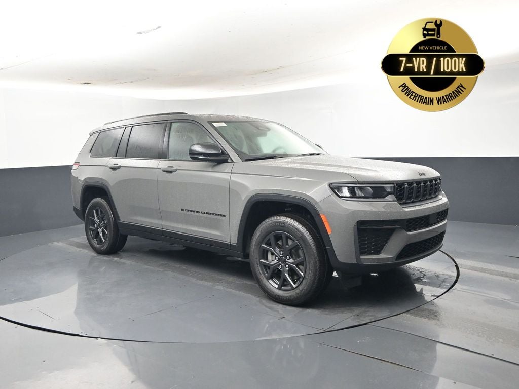 2027 Jeep Grand Cherokee Laredo Altitude