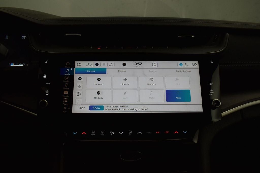 2027 Jeep Grand Cherokee Laredo Altitude