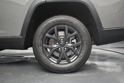 2027 Jeep Grand Cherokee Laredo Altitude