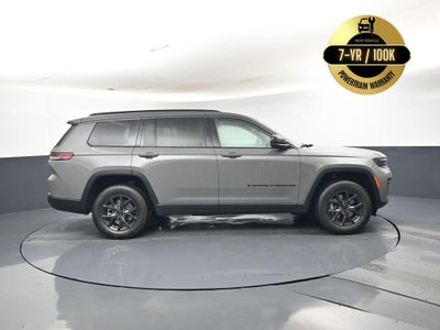 2027 Jeep Grand Cherokee Laredo Altitude