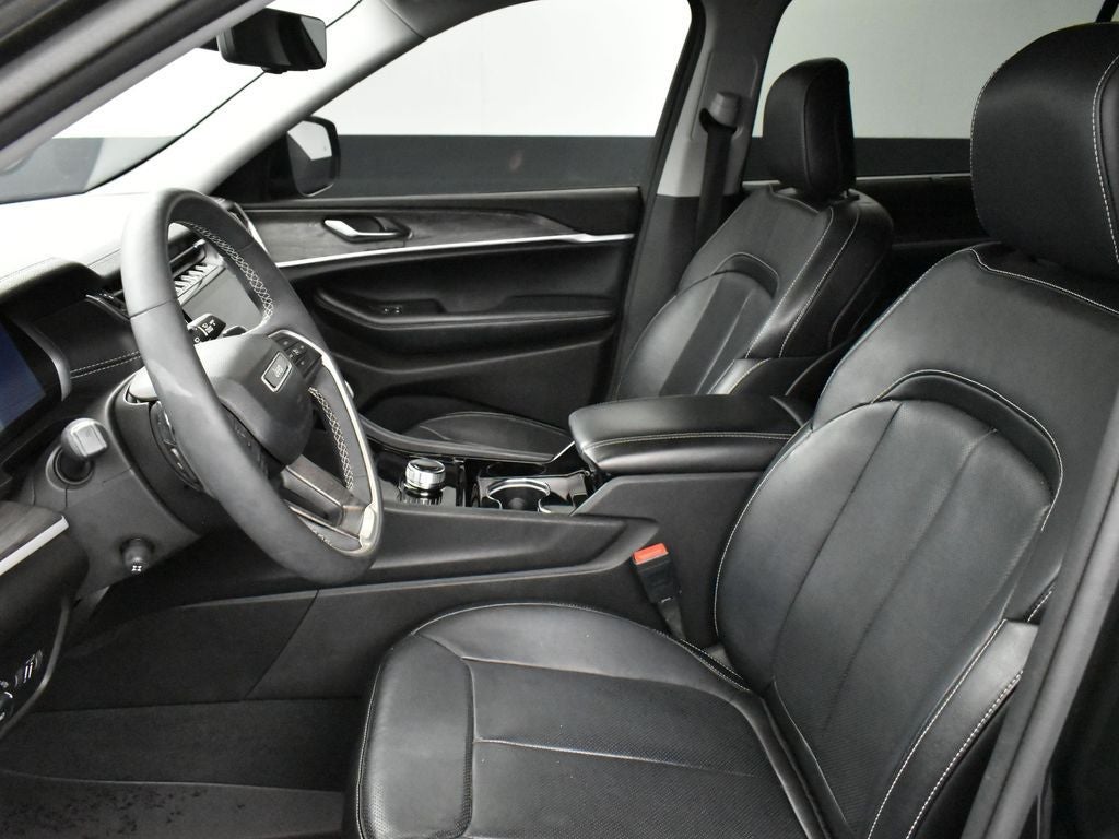 2023 Jeep Grand Cherokee L Limited 4x2