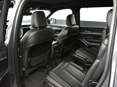 2025 Jeep Grand Cherokee GRAND CHEROKEE L LIMITED 4X2