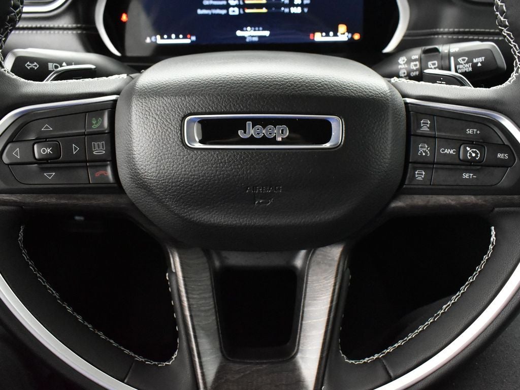 2025 Jeep Grand Cherokee GRAND CHEROKEE L LIMITED 4X2