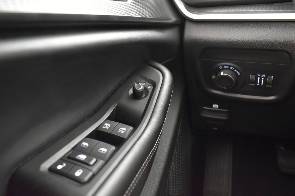 2024 Jeep Grand Cherokee L Altitude X 4x4