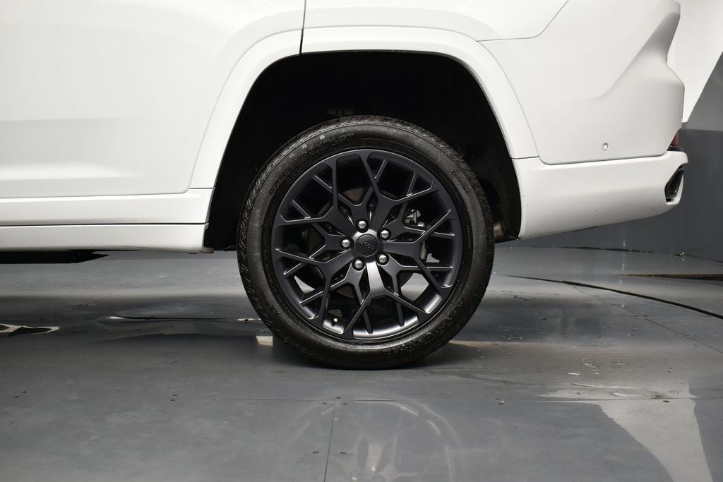 2025 Jeep Grand Cherokee L Summit