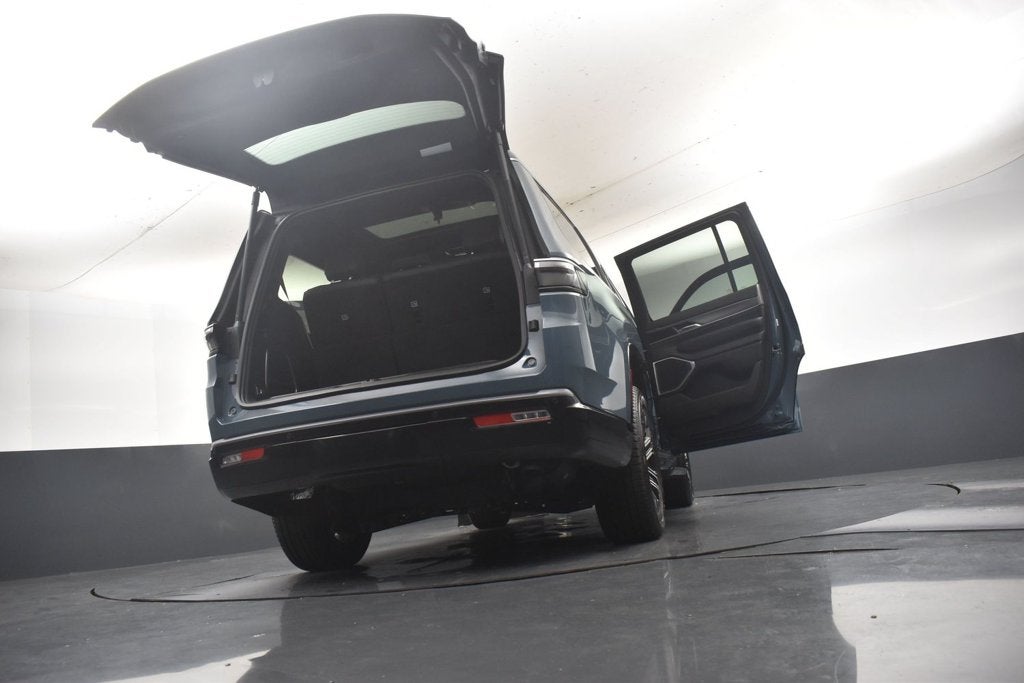 2027 Jeep Grand Wagoneer GRAND WAGONEER 4X2